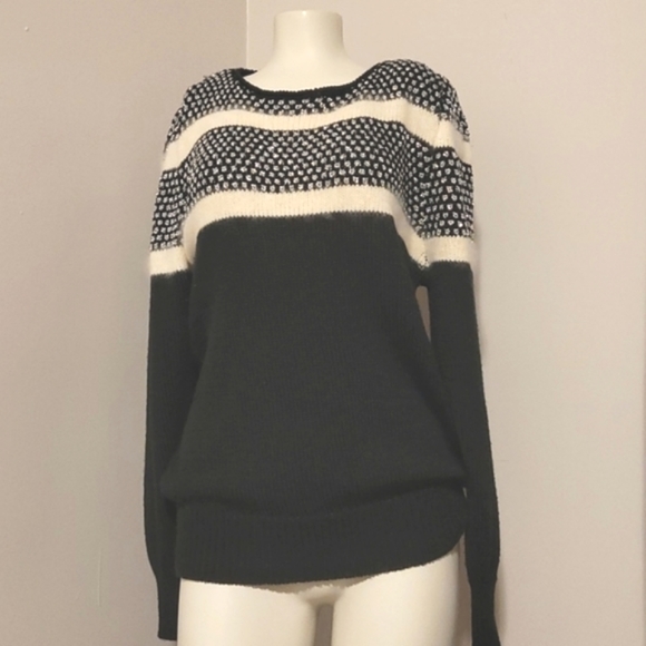 Vintage RIVA puff sleeved sweater - Picture 1 of 9